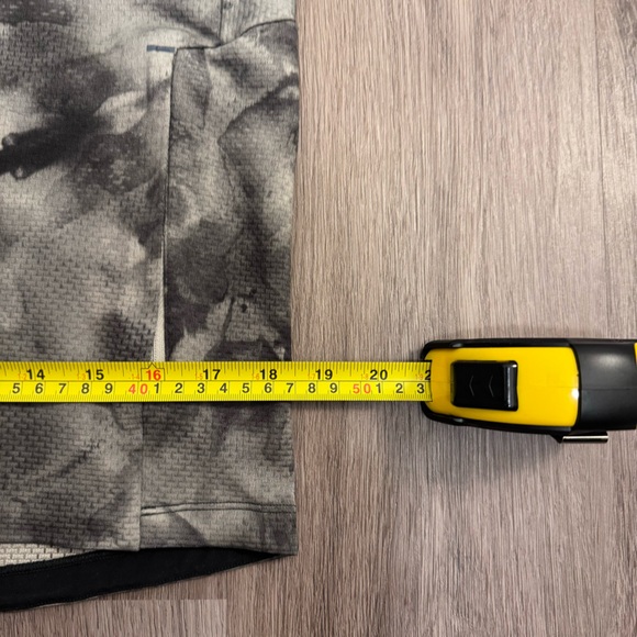 👝CLEAR OUT BNWOT Lululemon Textured Tech Hoodie Size S Diamond Dye Raw - Picture 8 of 10